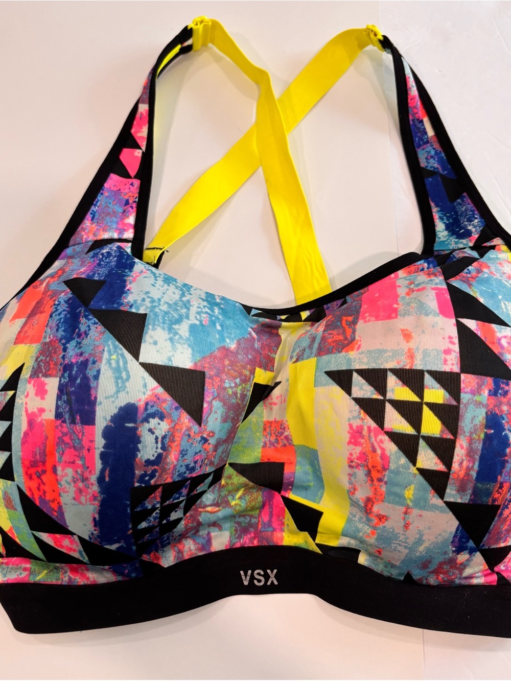 VSX Sport Geometric Print Multi color Criss Cross Strap Sports Bra 36DD 90s Y2K
